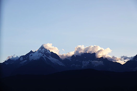 梅里雪山