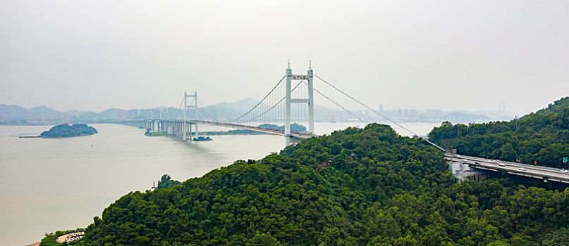 东莞虎门大桥与珠江出海口