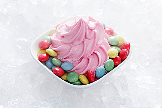 草莓酸奶,冰淇淋,彩色,巧克力豆