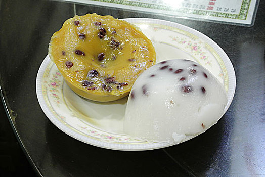 坤记糕品专家,钵仔糕,分黄糖及白糖两种,香港九龙深水埗