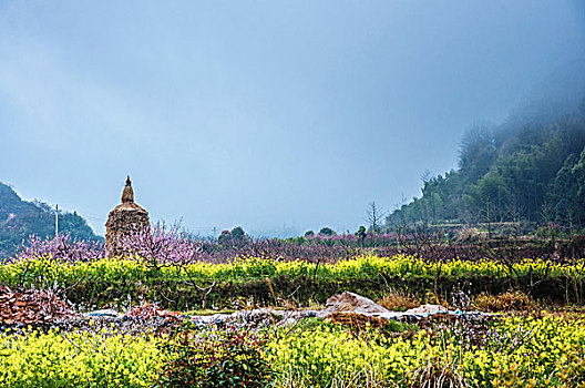 雾色田园