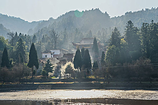 树,蓝,背景,池塘,倒影,烟,枯枝,寺庙,太阳,阳光,水,岸,淤泥,泥潭,村庄,山岗