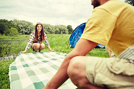 幸福伴侣,卧,野餐毯,营地