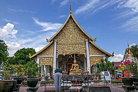 泰国清迈古城契迪龙寺,wat,chedi,luang,主佛殿