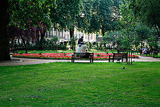 雕塑,广场,布鲁姆斯伯里,伦敦,英格兰