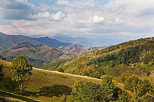 喀尔巴阡山脉地区,山谷,靠近,罗马尼亚