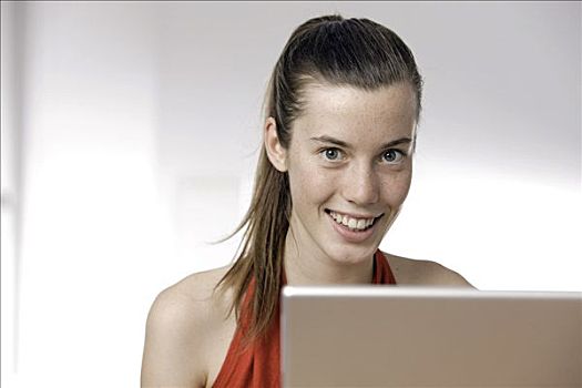 女青年,女人,工作,笔记本电脑,穿,红裙