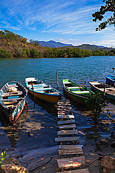 渔船,岸边,特立尼达,古巴