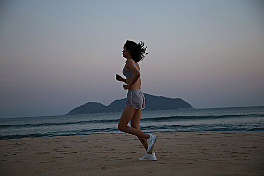 海边跑步