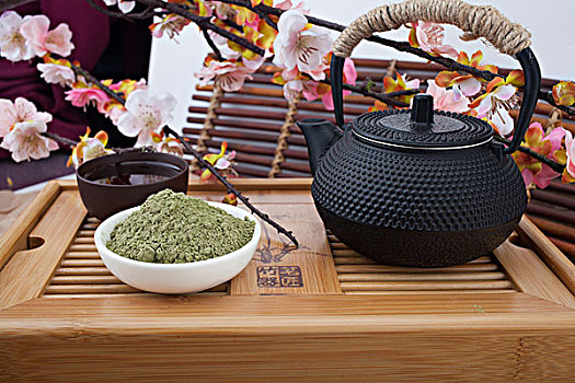 http://www.qunran.cn/html/94d4099865.html