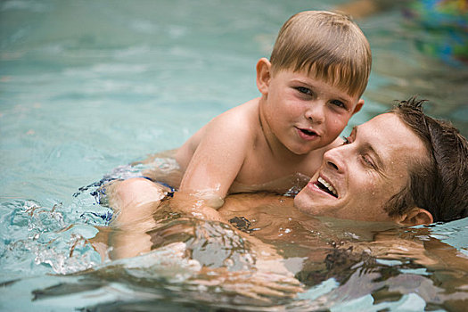 肖像,父亲,儿子,乐趣,一起,游泳池