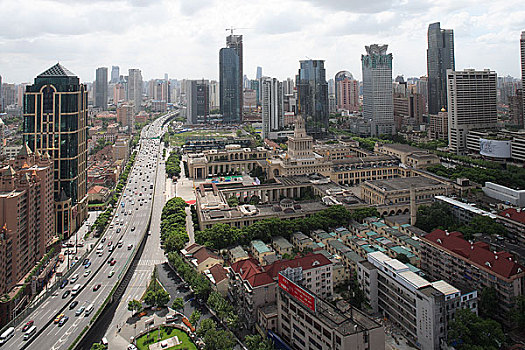 上海延安高架上海展览馆