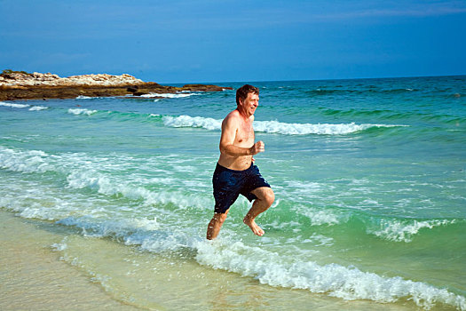 男人,跑,美女,海滩,享受,水