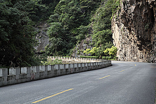 陕西秦岭沣峪公路