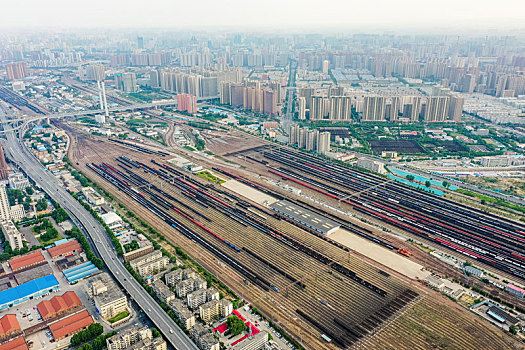 航拍河南郑州北站铁路编组站编组场