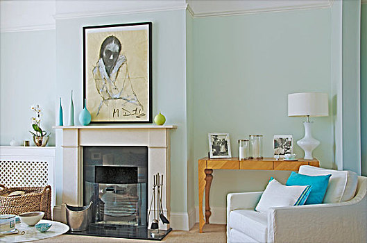 壁炉,白色,扶手椅,正面,家庭,照片,艺术,桌子,淡色调,墙壁,优雅,室内