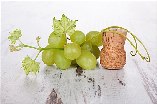 葡萄酒瓶,软木塞,叶子,葡萄,隔绝,白色背景,特写