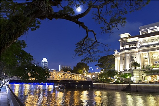 新加坡河,月亮