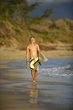 夏威夷,毛伊岛,男青年,海滩,走,冲浪板