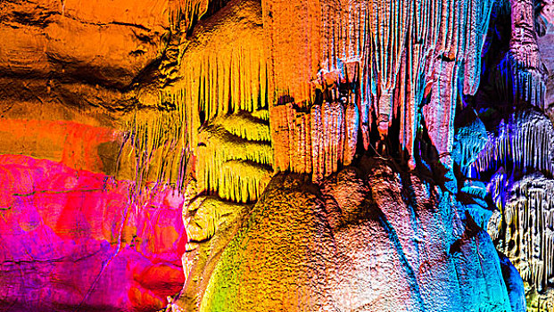 彩色洞窟