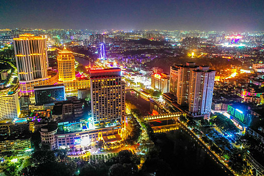 航拍广东中山岐江河中山大桥及岐江壹号大楼夜景