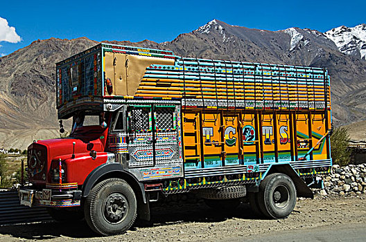 卡车,山,背景,山谷,查谟-克什米尔邦,印度
