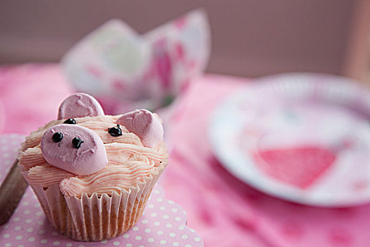 生日派对,桌子,粉色,布,杯形蛋糕,装饰,图像,猪
