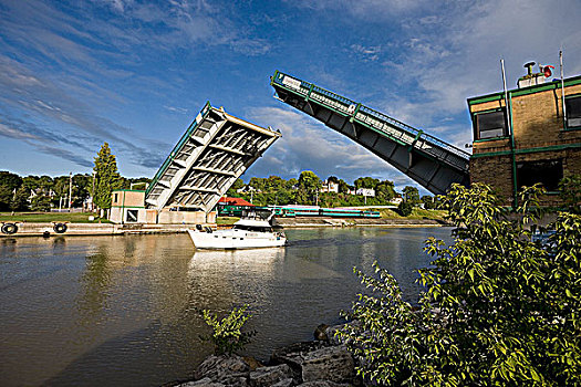 桥,举起,港口,船,通过,室外,伊利湖,安大略省,加拿大