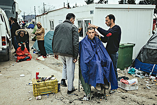 难民,露营,希腊,马其顿,边界,美发师,头发,移民,中马其顿,欧洲