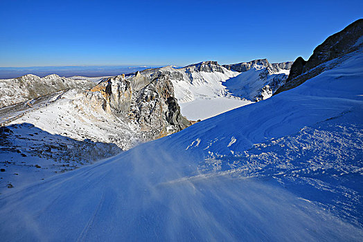 冰雪长白山天池