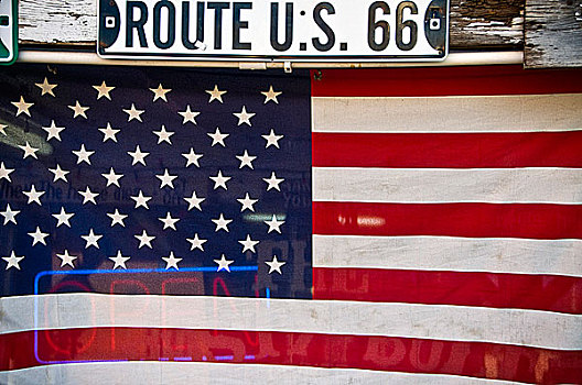 特写,美国国旗,路标,66号公路,美国