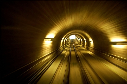 光亮,隧道
