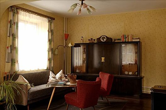 20世纪50年代,客厅,柜子,沙发,扶手椅,灯,桌子,中间,弗兰克尼亚,巴伐利亚,德国,欧洲