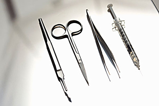 手术工具