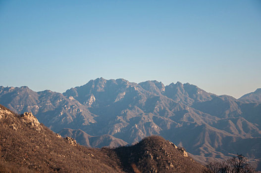 连绵起伏,山峰