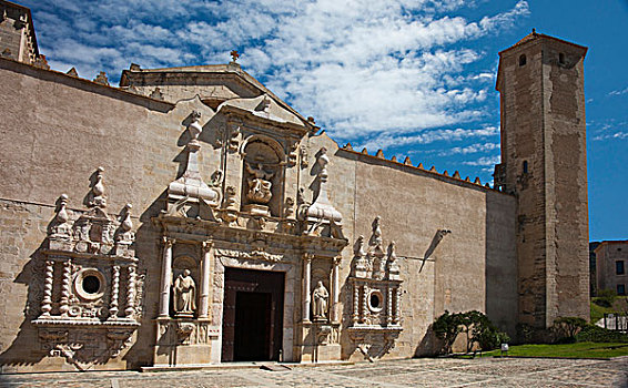 入口,圣玛丽亚修道院,加泰罗尼亚,西班牙