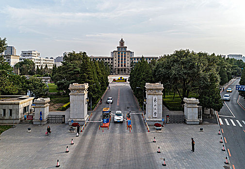 东北大学