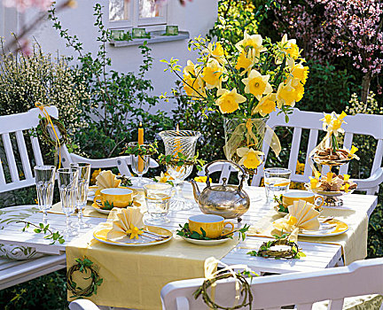 黄色,桌饰,餐巾,折叠,花束,水仙,小,柳树,花环