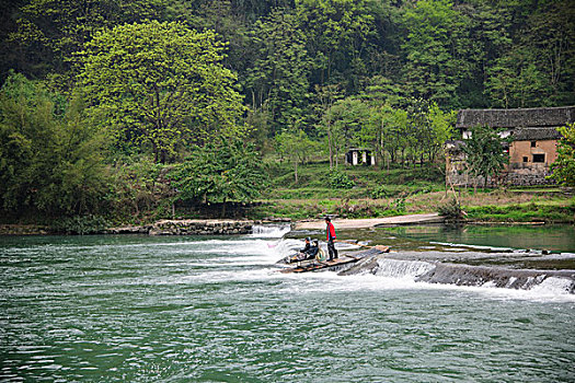 阳朔遇龙河畔风景