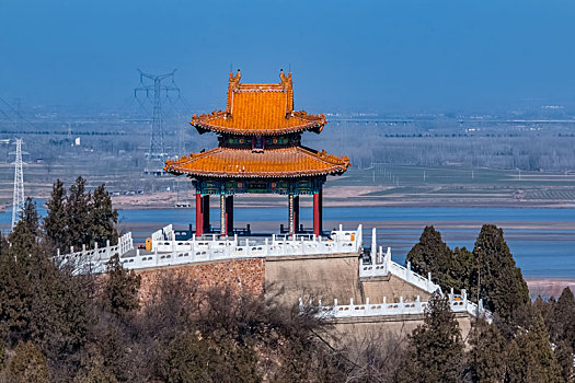 河南省郑州市黄河风景名胜区极目阁园林古建筑