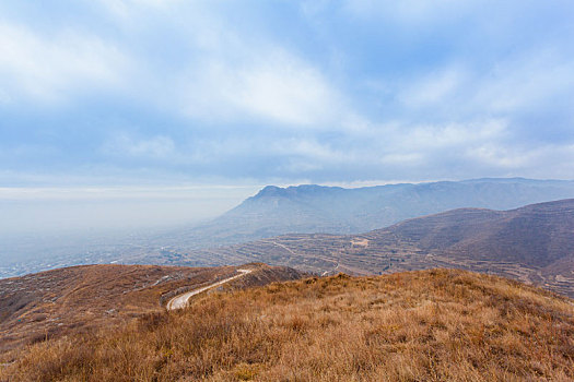 万斛山,山区公路