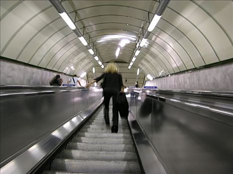 女人,台阶,向上,扶梯,地铁站,伦敦,英格兰,欧洲