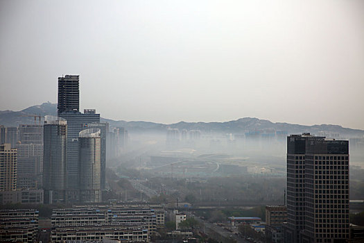 山东省日照市,山雨欲来风满楼,春季天气变化多端