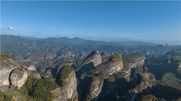 桂林丹霞地貌摄影图