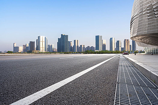 高速公路,城市天际线