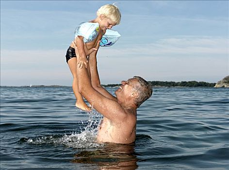 爷爷,玩,男孩,水中