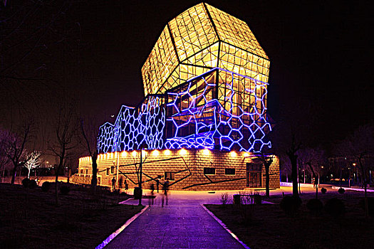 晶体造型的博物馆