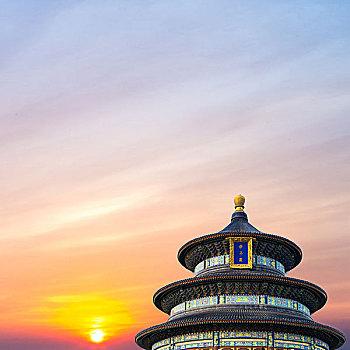 夕陽下的天壇祈年殿
