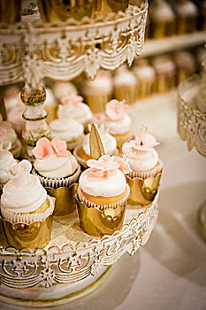 香草,杯形蛋糕,金色,箔,站立,婚礼