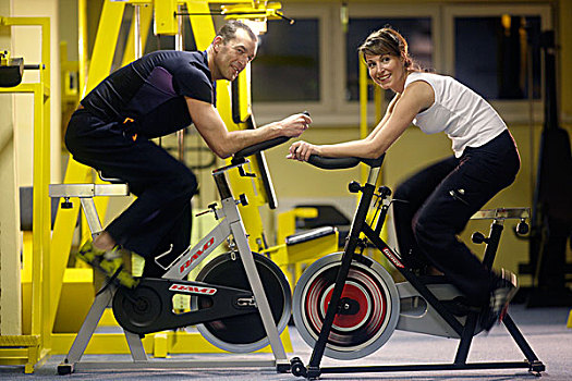 伴侣,坐,训练,室内,骑自行车,体育馆